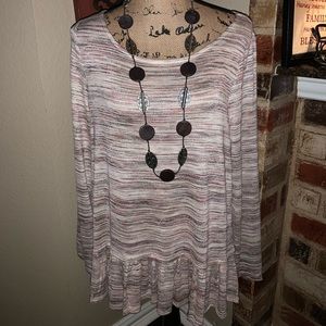 Sale! 🌺Cupio Space Dye Ruffled Top